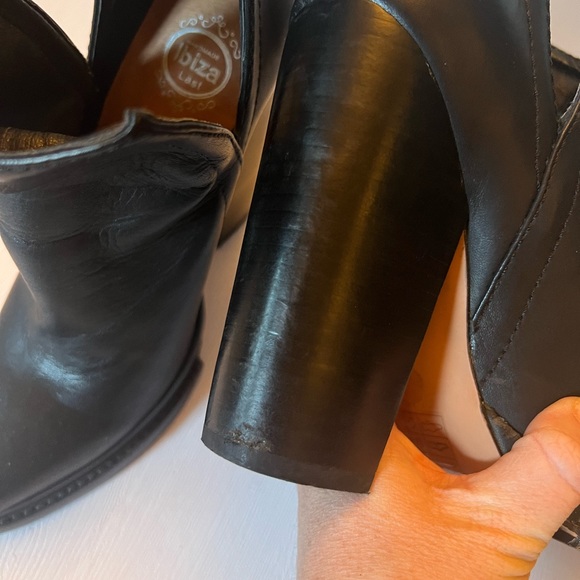 Jeffrey Campbell Black Split Leather Boot - Picture 4 of 6